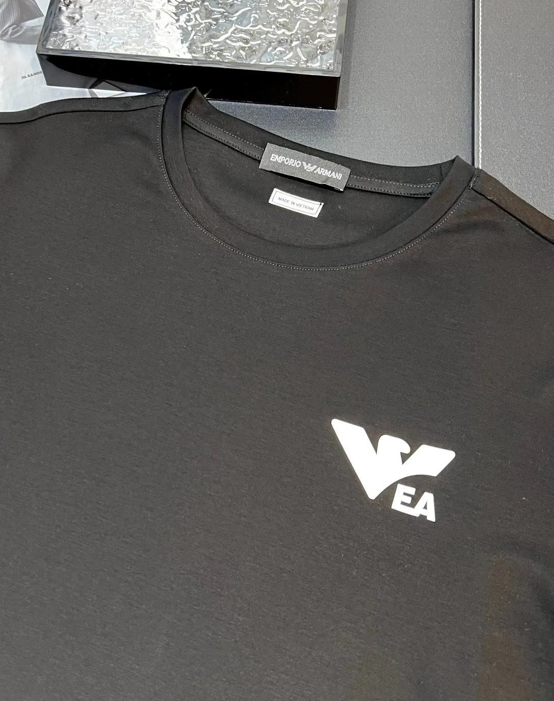 2026 New Arrival mercerized cotton 200g short-sleeved T-shirt logo: EA Armani Process: silicone Color: black/white Sizes: M~3XL